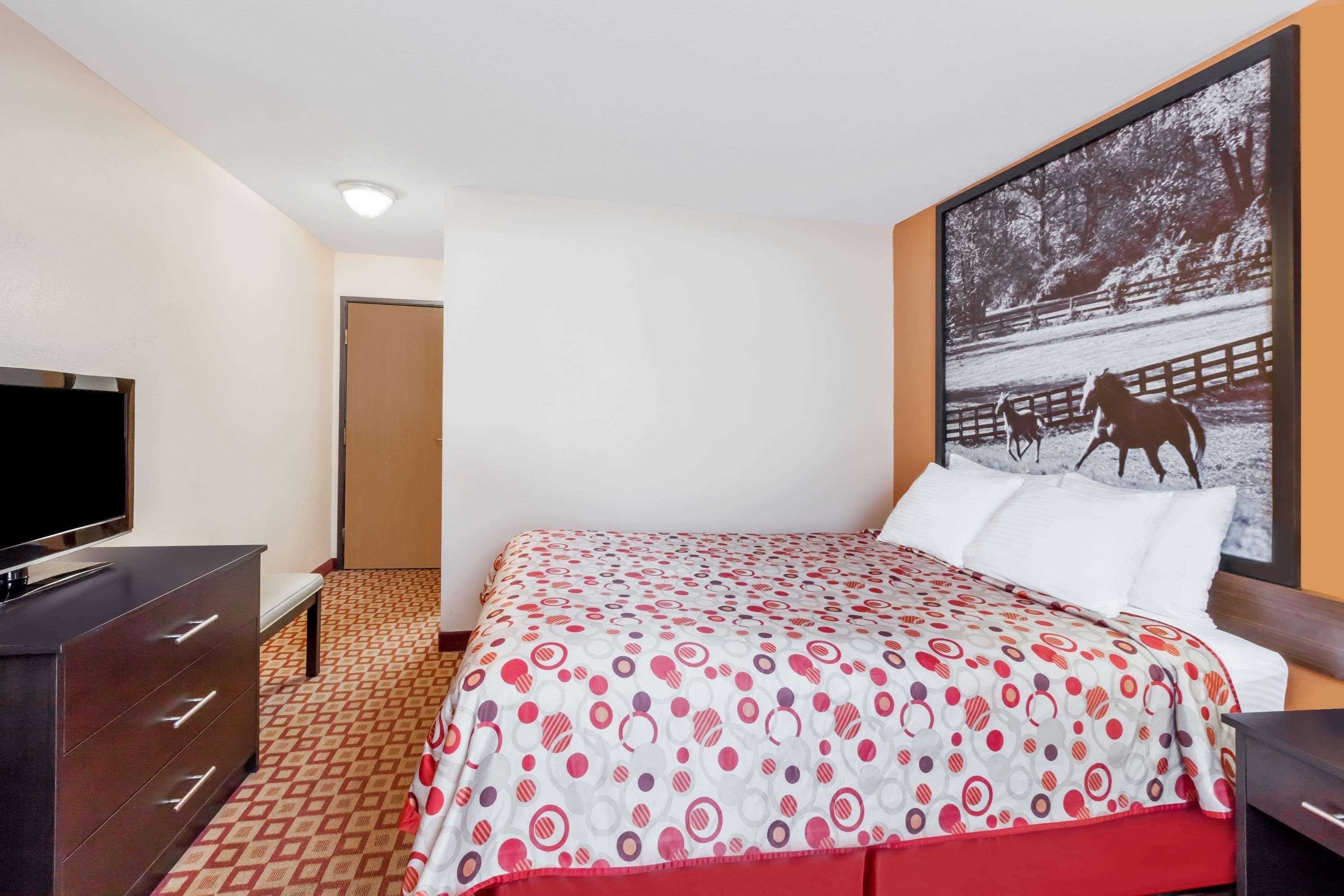 Super 8 South By Wyndham Hotel Bowling Green Eksteriør billede