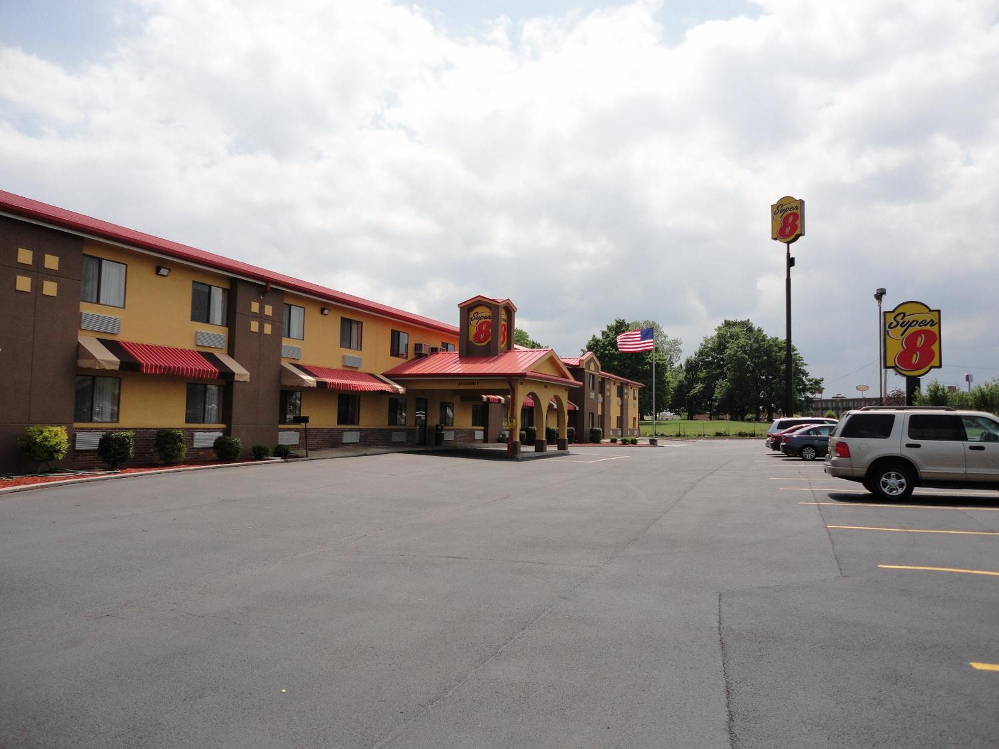 Super 8 South By Wyndham Hotel Bowling Green Eksteriør billede