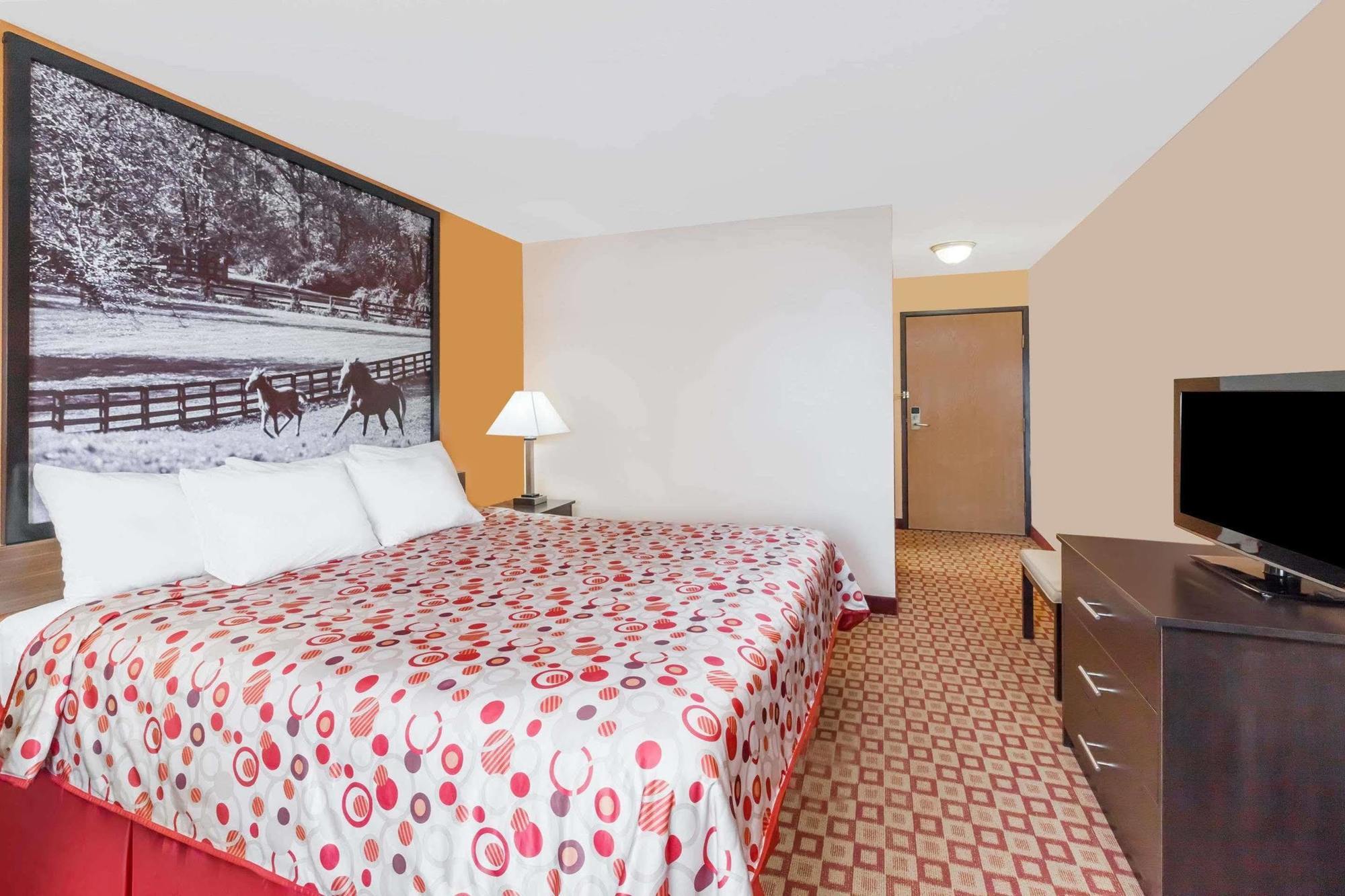 Super 8 South By Wyndham Hotel Bowling Green Eksteriør billede